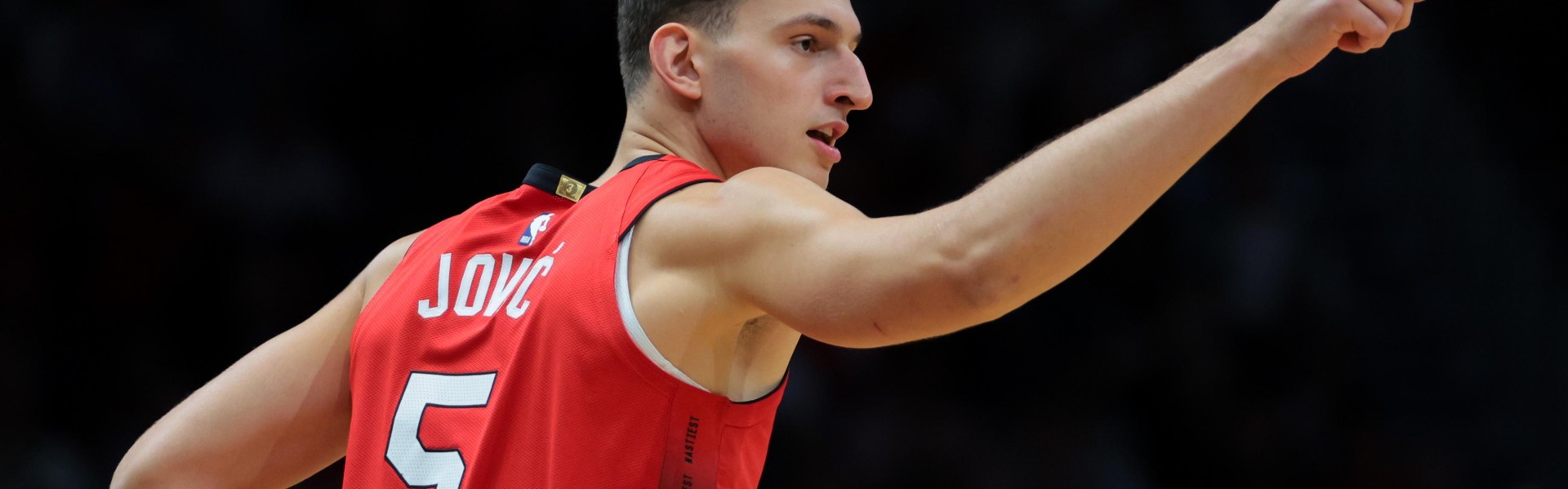 约维奇：热火首次训练尤尔特塞文打爆了我 我怀疑自己是否适合NBA