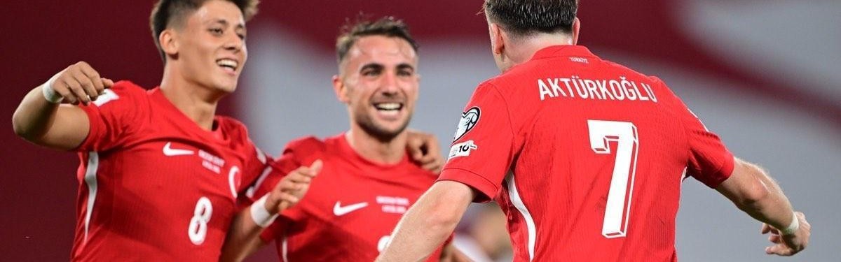 居莱尔：亚马尔非常出色也很有天赋，但我们场上位置并不相同