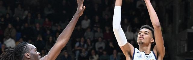 文班亚马争夺战斗勇也斗智！马刺复制传奇？