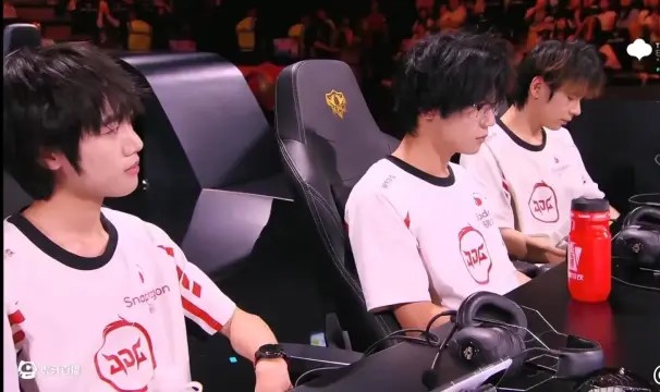 北京JDG vs 苏州KSG 第一局详情