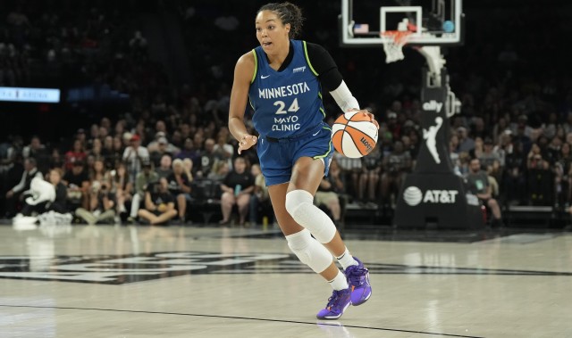 开云app-山猫主帅：WNBA历史首位180俱乐部获得了MVP 科利尔也配得上